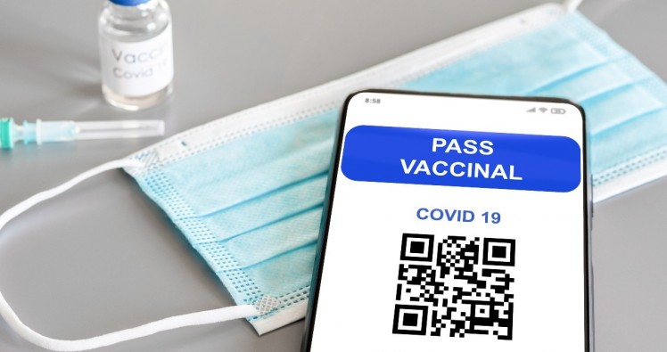 “Expiration technique” : Quelle est cette étrange mention apparue sur le pass vaccinal TousAntiCovid ?